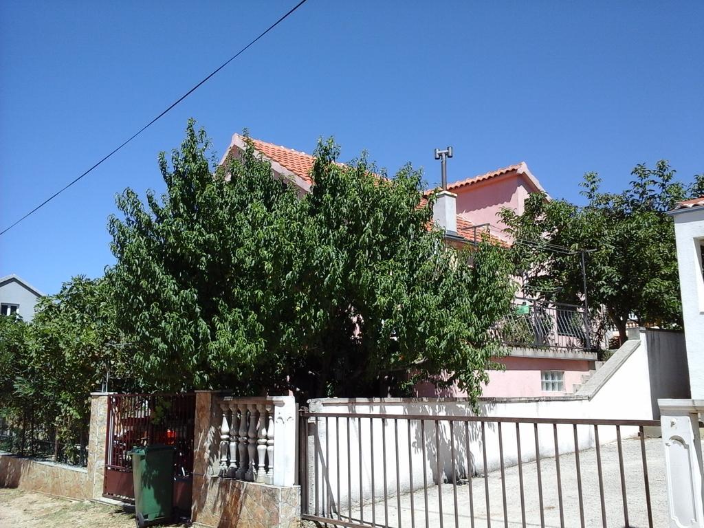 Apartment Vrulje Gornji Karin Exterior foto